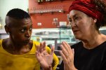 Mamela Nyamza con Emanuela Pistone