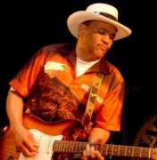  Sherman Robertson
